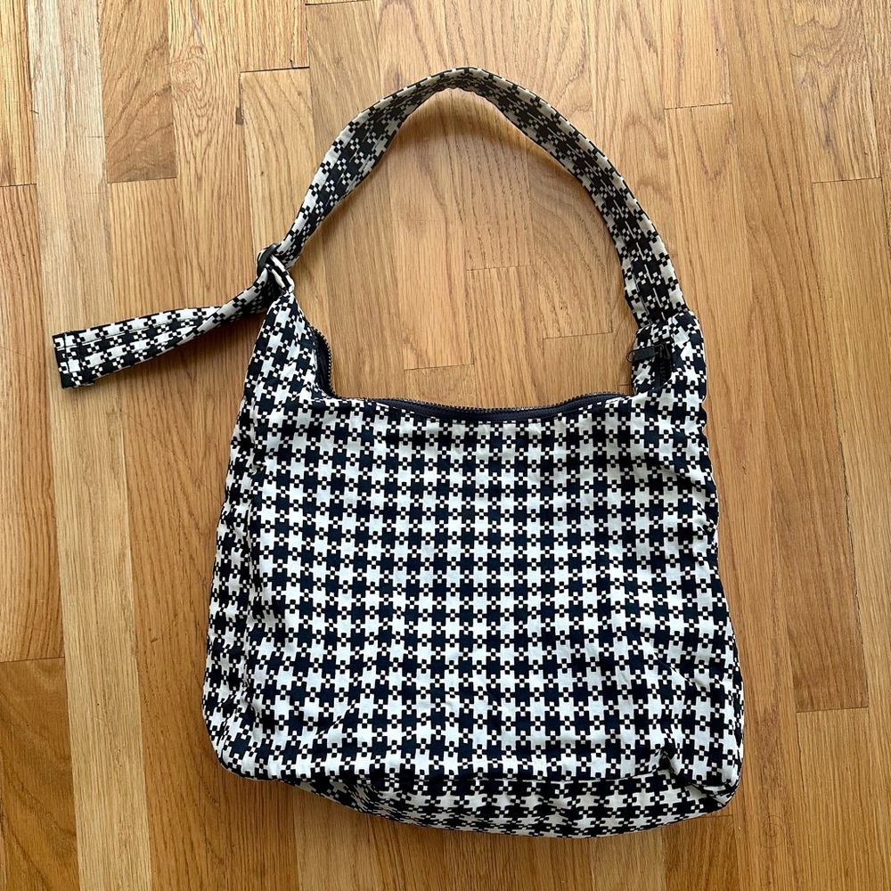 BAGGU Black& White Houndstooth Nylon Shoulder Bag